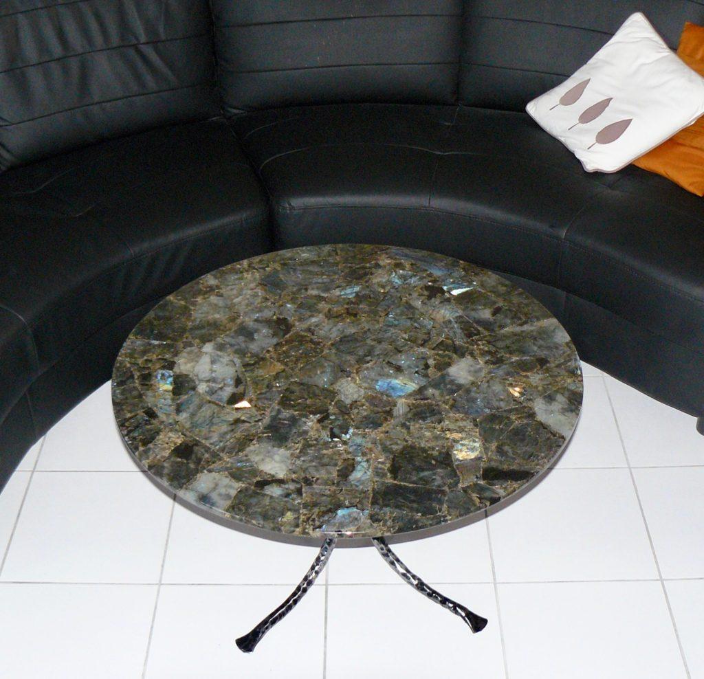 Table basse ronde en pierre - labradorite